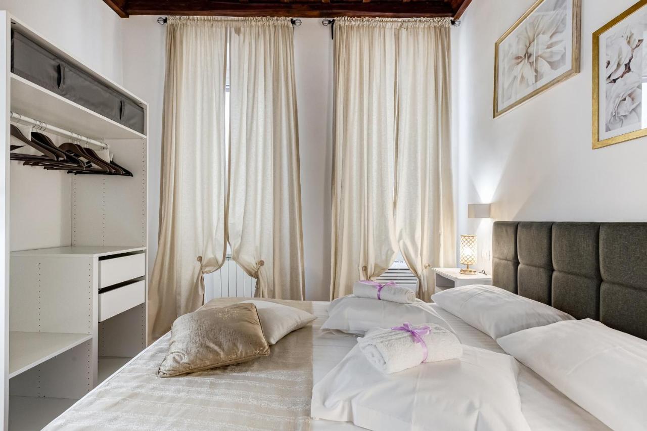 Campo Dei Fiori Royal Orchid Apartment Rome Exterior photo